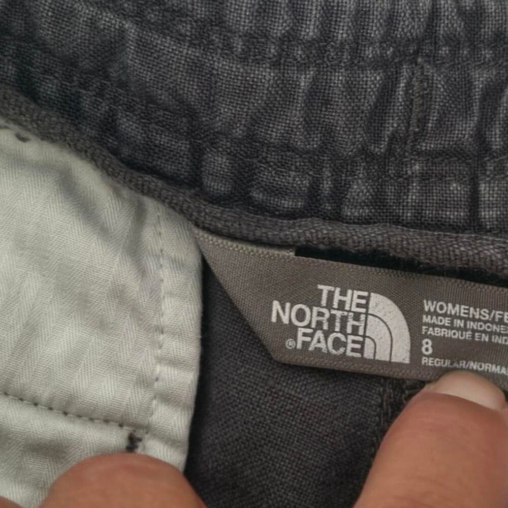 The-north-face Women's Grey Shorts - Picture 4 of 8